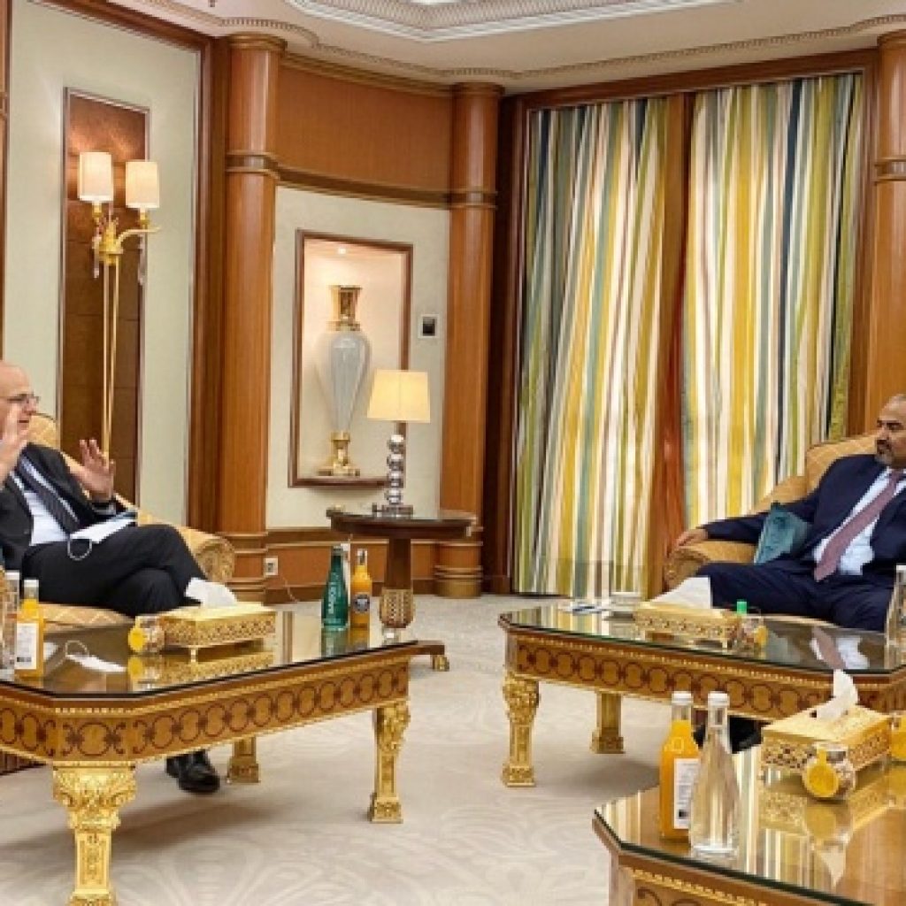 President Aidaroos Al-Zubaidi receives the Ambassador of the United Kingdom