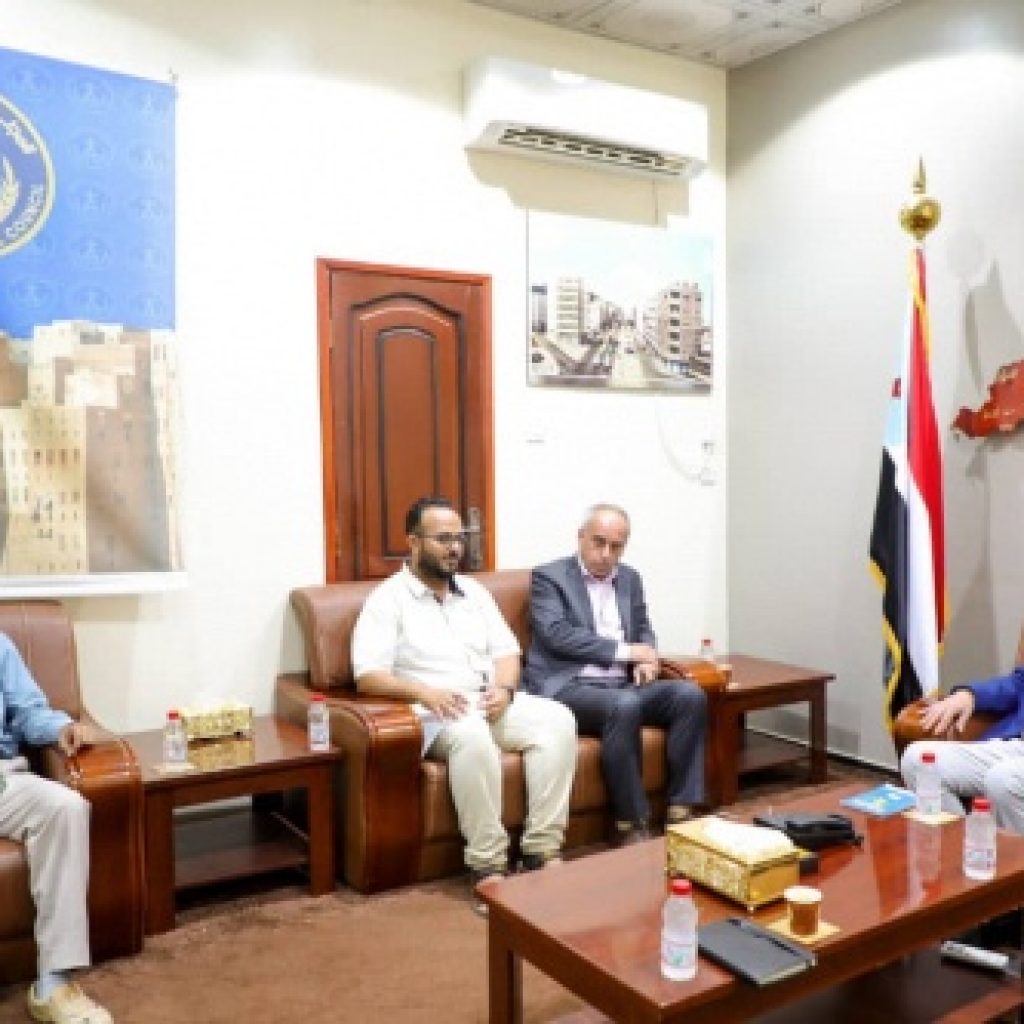 Major General Bin Brik meets head of MSF in the capital Aden