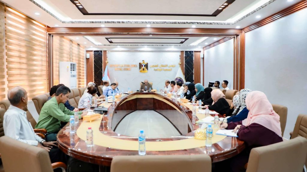 Al-Kathiri Chairs Regular Meeting of Administrative Body of the Assembly